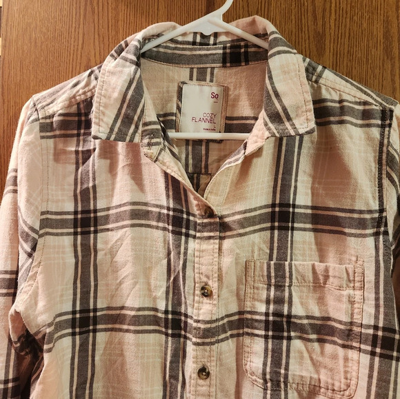 SO Size Large Cozy Plaid Button Down Flannel - Picture 3 of 10